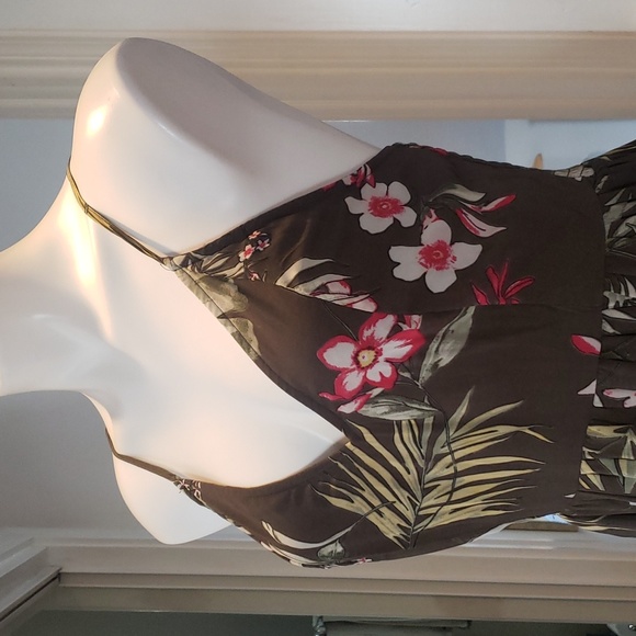 Japna Dress - Picture 4 of 13